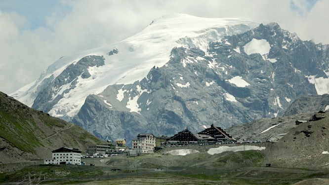 (c) (c) Alpenway Media Production GmbH