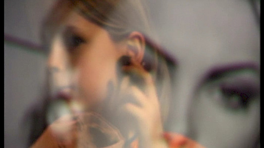 Antonia mit Kirsch Ohrringen