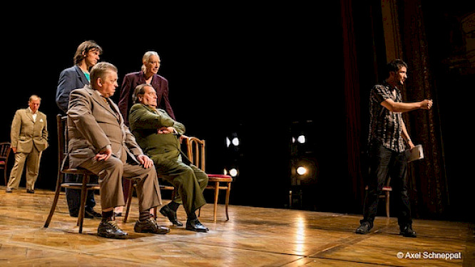 (c) 2013 Axel Schneppat