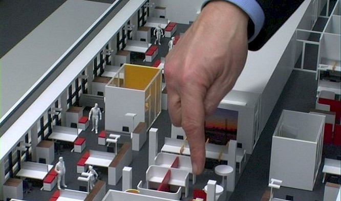 (c) 2013 Harun Farocki