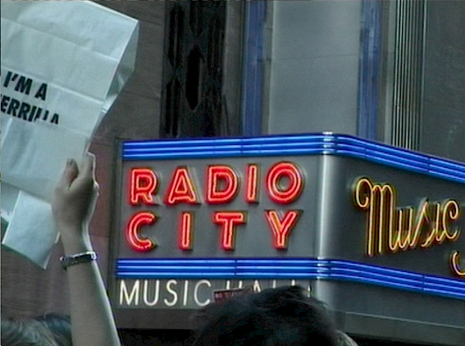 (c) 2000 Ingrid Molnar