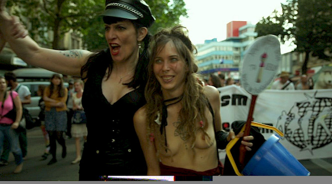 KINOMATON | DORGWOOF