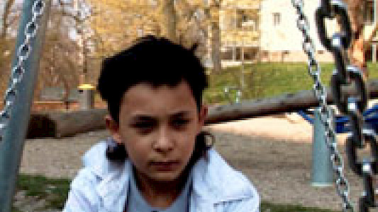 Bobby, Spielplatz