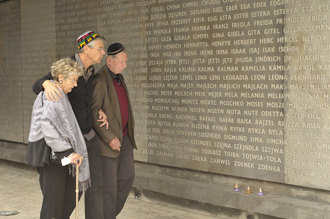 (c) 2009 NOVEMBERFILM