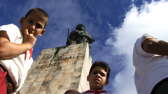 NO ES F&Aacute;CIL - CHILDREN OF CHE