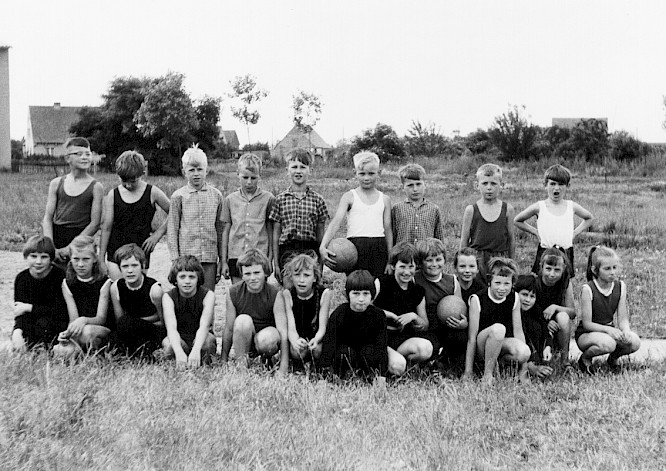 THE CHILDREN OF GOLZOW