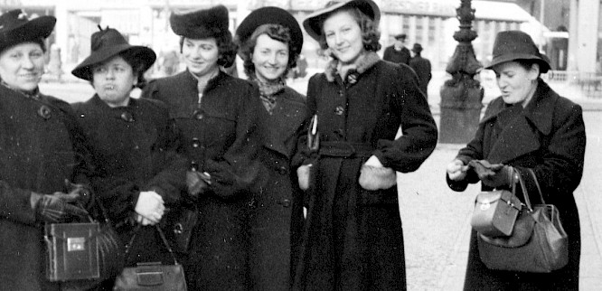 Else Dierberg and Her Photos