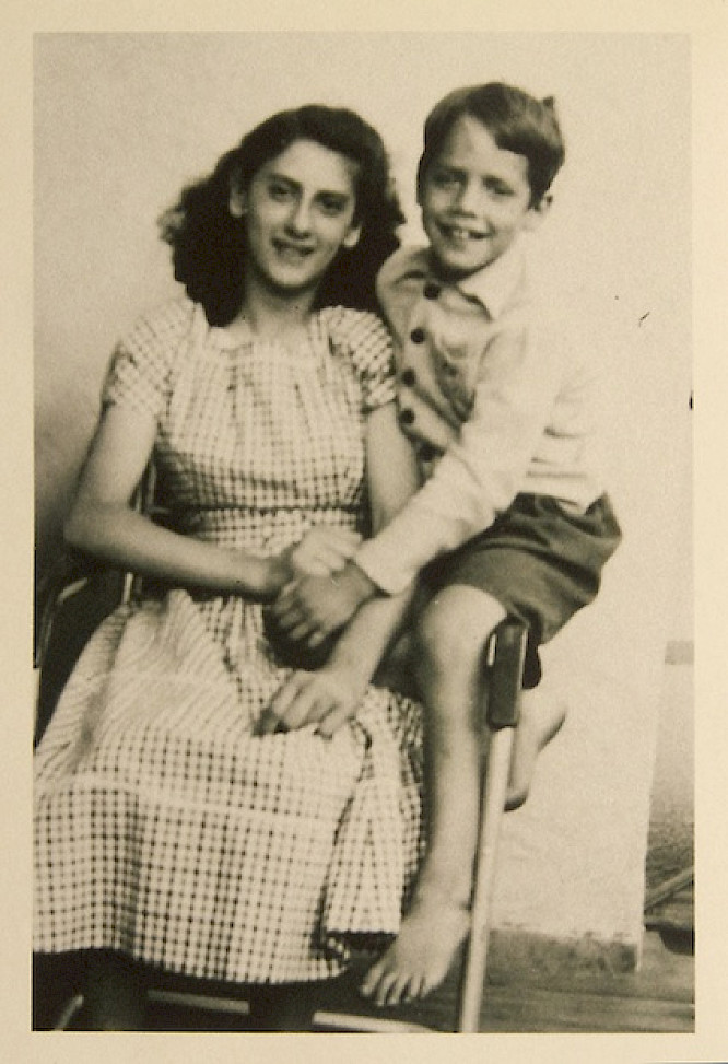 &copy; Majestic | zero one film