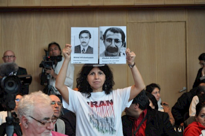 Deckert Distribution GmbH