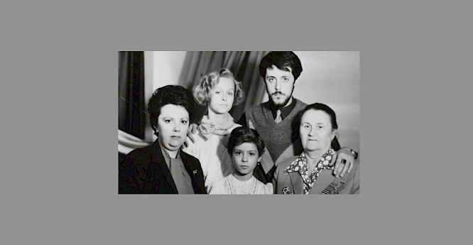 2016 DECKERT Distribution