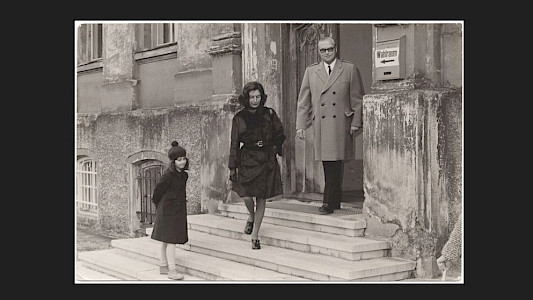 THE SECRETS OF HANDSOME LEO