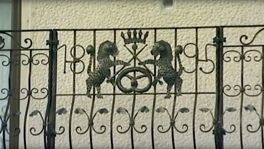 A CRUMB CAKE FROM MY HOME