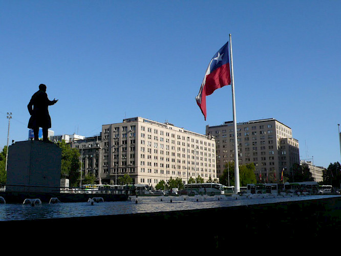 BUSCANDO LA PLATA