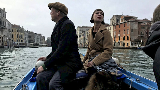 ULRICH TUKUR &ndash; LIFE OF A SHOWMAN