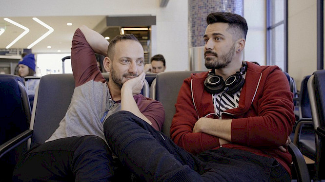 2019 Hendrik Sch&auml;fer | Essence Film