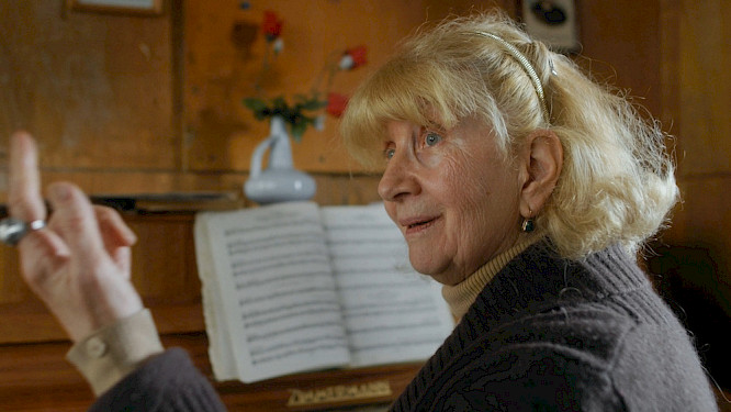 2018 Mitja Hagel&uuml;ken