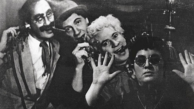 1965 Ulrike Ottinger | 2020 RFF | zero one | Ideale Audi&eacute;nce