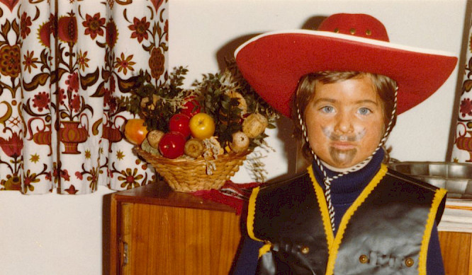 2020 Uli Decker | FLARE FILM GmbH