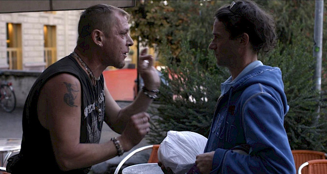 2020 REVOLUMENFILM | ROUGH CAT