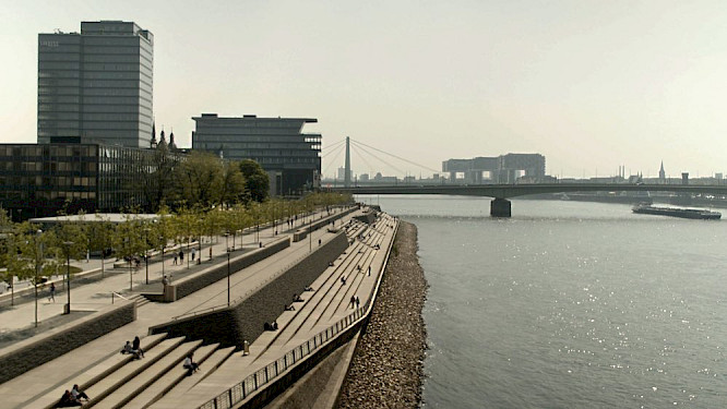 2020 TELEVISOR TROIKA GMBH