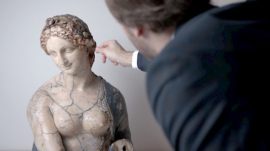 LEONARDO DA VINCI AND THE FLORA BUST