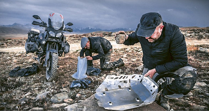 2020 Erik Peters  | NEW DOCS