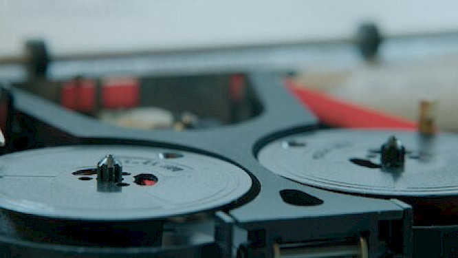 2020 NETFLIX | Gebr&uuml;der Beetz Filmprod.