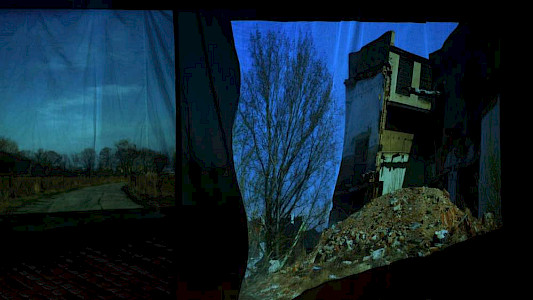 THE SONG OF THE SHIRT