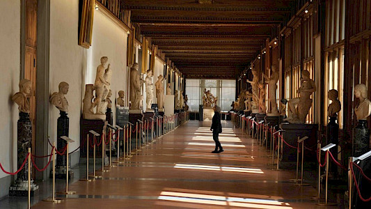 INSIDE THE UFFIZI