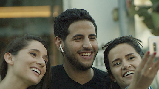 ROAMERS &ndash; FOLLOW YOUR LIKES