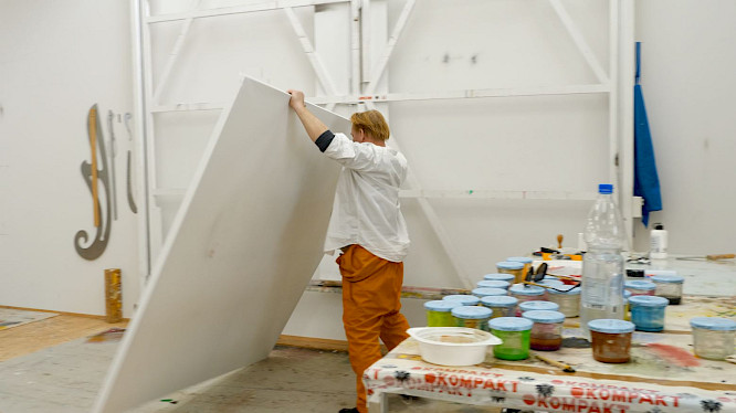 2021 Picture Tree International GmbH