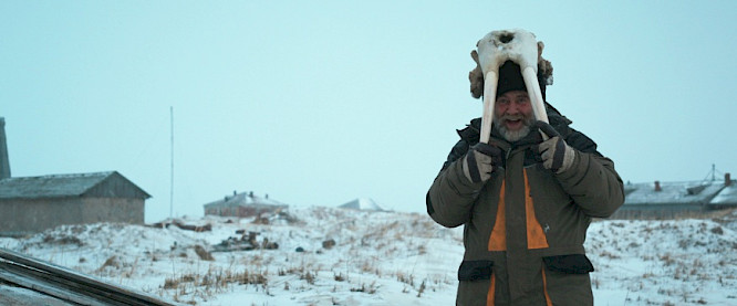 2021 Zinnober Film GmbH | W-Film 