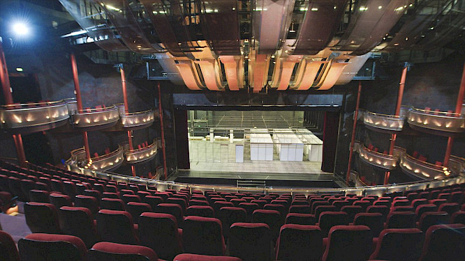 2021 DOCDAYS Productions GmbH | SWR