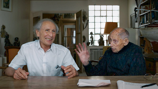 2022 Beauvoir Films | Raphael Beinder