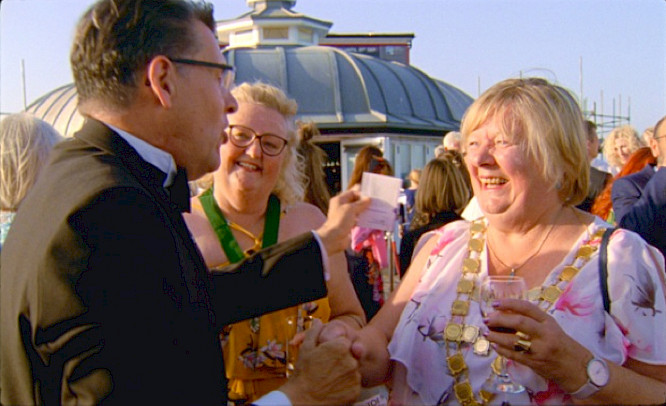 2021 Egoli Tossell Pictures UG