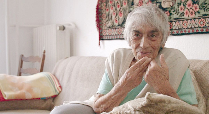 2021 LUZID FILM | Salzgeber & Co. Medien GmbH