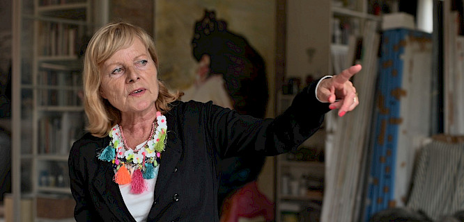 2022 Medea Filmfactory | SALZGEBER