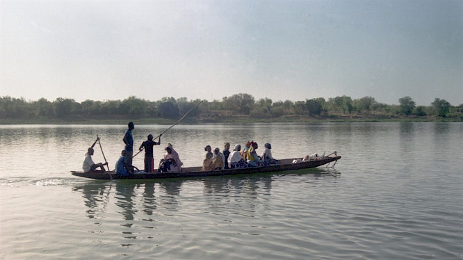 2022 Spectre Productions | WeltFilm | The Dark 