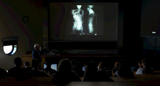 2022 pong berlin | GRANDFILM | Square Eyes 