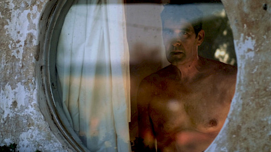 LIGHT FALLS VERTICAL