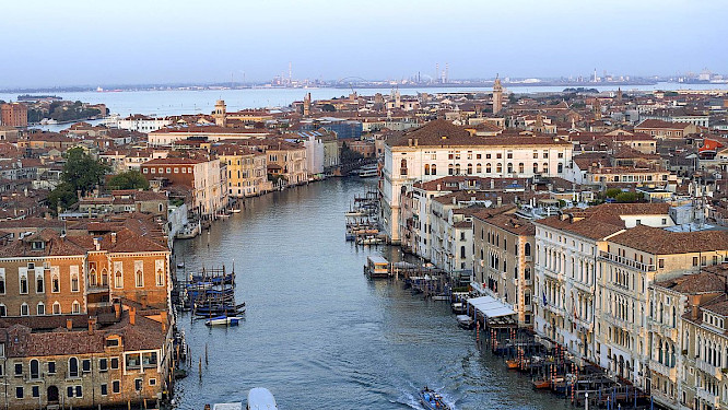 2022 Alpenway Media GmbH | NEW DOCS