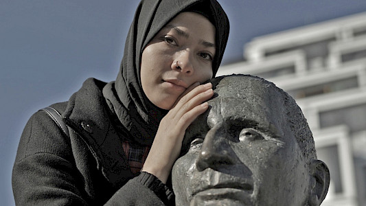 REFUGEE CONVERSATIONS &ndash; BERT BRECHT