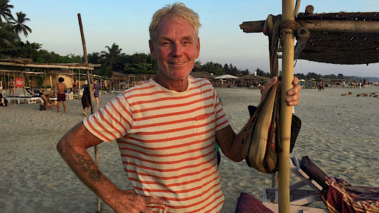 SILVER HAIR STILL ROCKS