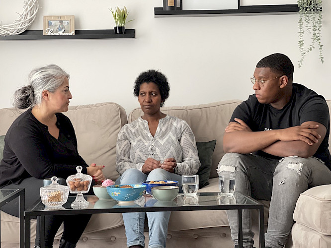 2022 NEW DOCS | Bildersturm | Les Films Figures Libres