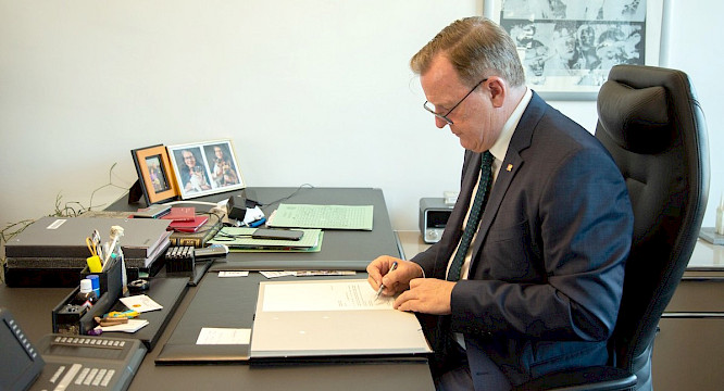 2022  Bildersturm Filmproduktion | NEW DOCS