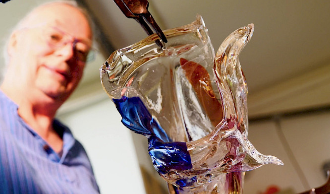The Useless Glassblower
