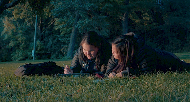 2023 Marie Zrenner | HFF Munich