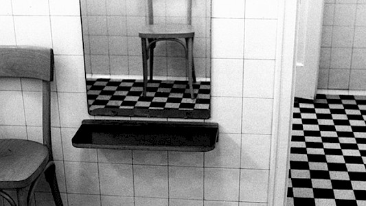 THE WOMAN WITH THE CAMERA &ndash; Portrait of Photographer Abisag T&uuml;llmann