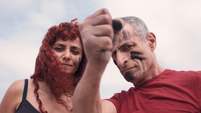 2023 Paradoks Filmproduktion | Rees & Walter GbR