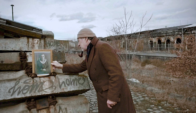 2023 Ester.Reglin.Film | RFF &ndash; Real Fiction Filmverleih